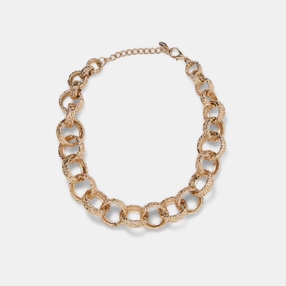 Zara golden textured link necklace - Picture 2 of 3